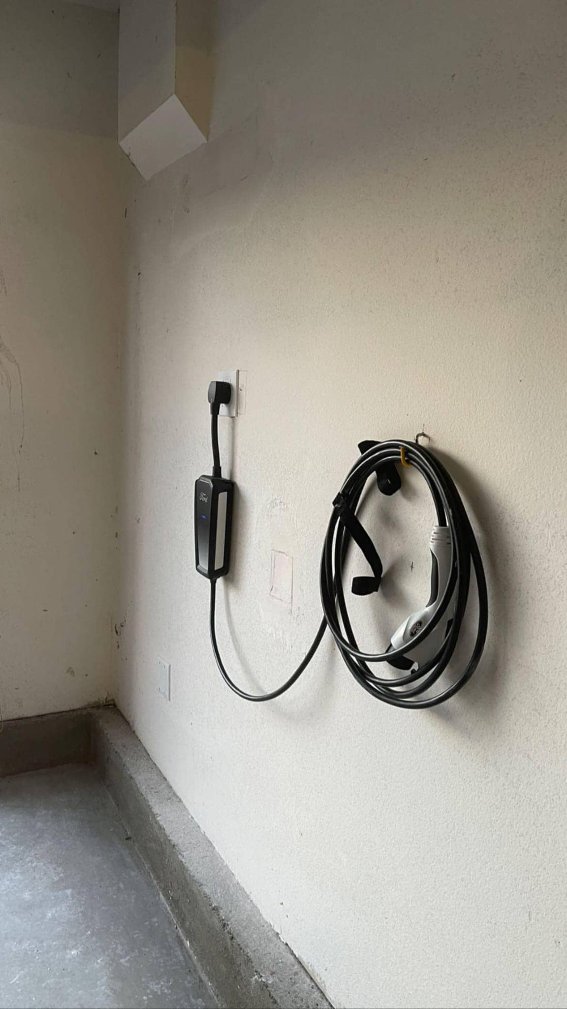 Garage Level 2 — Encino